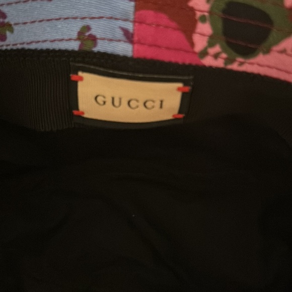 Gucci  Printed Bucket Hat with dust cover - barely worn - Picture 3 of 6